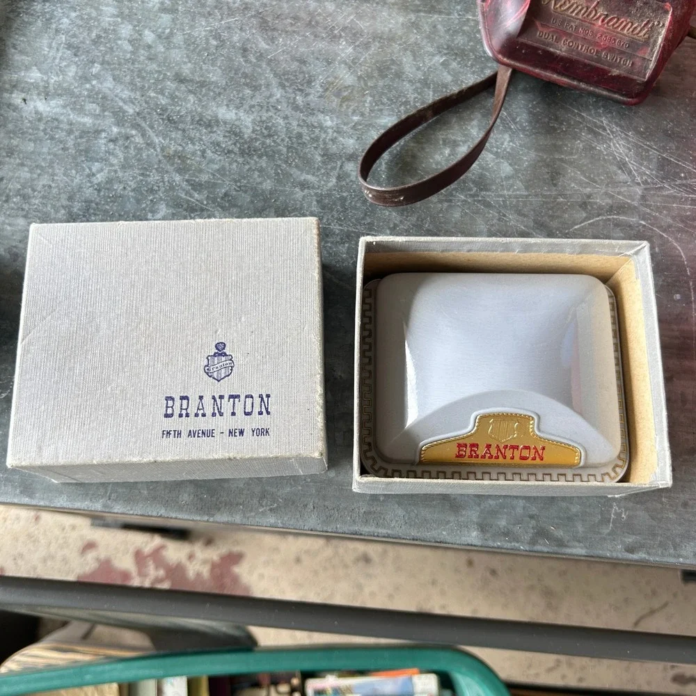 Branton Fifth Avenue Vintage Watch Box White Gold Mid-Century Modern MCM Retro